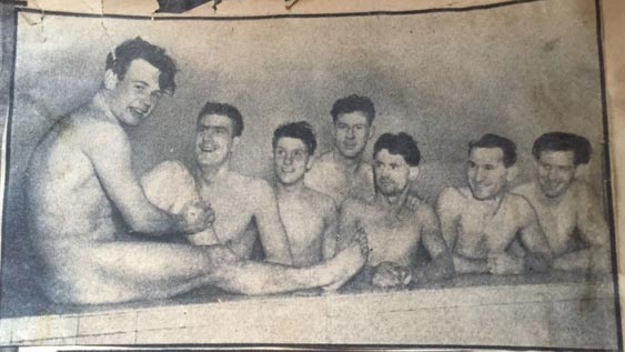 Press clipping - Port Vale players Dickie Cunliffe, Reg Potts, Colin Askey, Ray King, Ken Griffiths, Tommy Cheadle, Basil Hayward in the bath