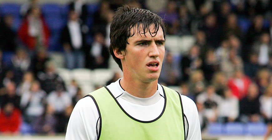 The clubs first met competitively in 2011 in a League Two fixture at Vale Park. It finished in a 2-2 draw with Marc Richards and Louis Dodds scoring for the Valiants.